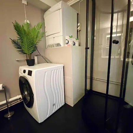 2 Bedroom Cozy Central 公寓 *