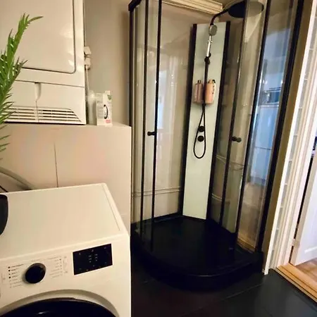 2 Bedroom Cozy Central * 纳尔维克