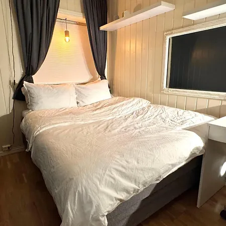 2 Bedroom Cozy Central * 纳尔维克