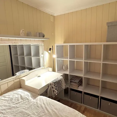 2 Bedroom Cozy Central