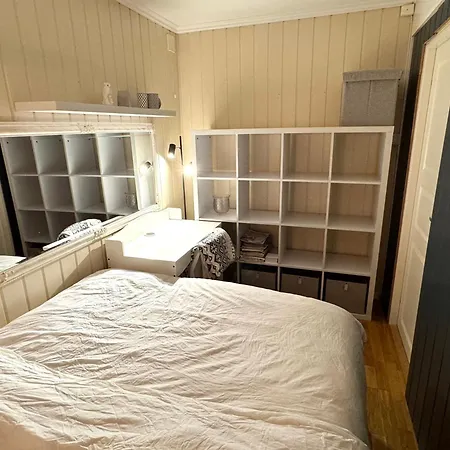 2 Bedroom Cozy Central 公寓 *